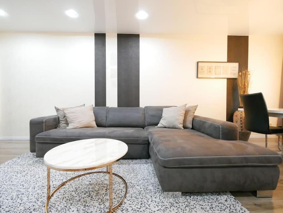 61 M2 Erdgeschosswohnung Mit Eigenem Parkplatz Vorm Haus Osnabrück Exterior foto
